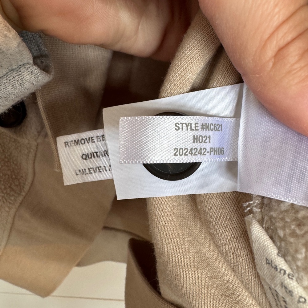 Madewell (Re)sourced Brushed Side-button Relaxed Sweatshirt
Size Medium - Picture 7 of 7
